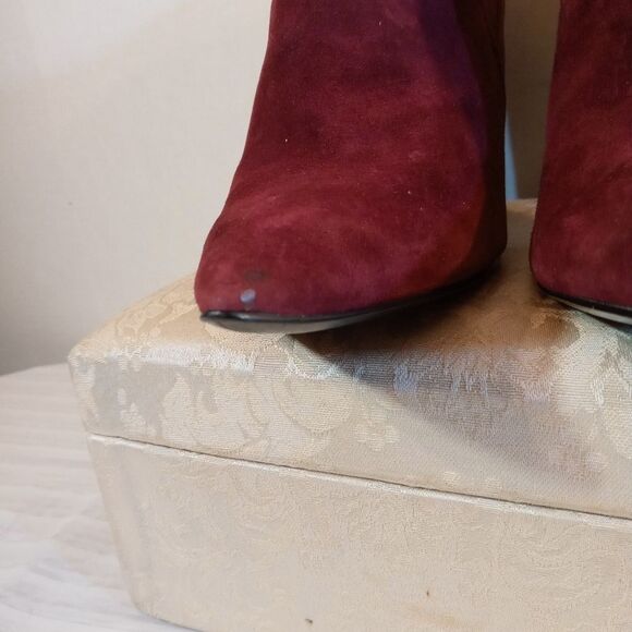 Marc Fisher Maroom Hydra Pointed Toe Block Heeled Suede Ankle Booties 6.5 - Picture 5 of 11